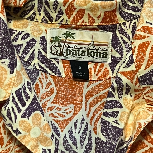 Patagonia Pataloha Limited Edition Button Up Short Sleeve Floral Leaf - Picture 2 of 2